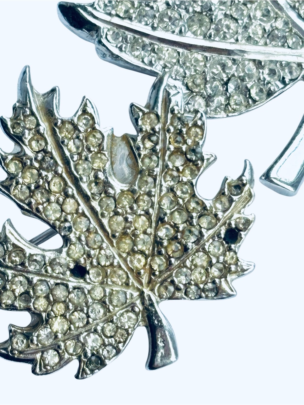 Bond Boyd Signed Vintage Rhinestone Maple Leaf Brooch Pin Set Silver Tone - Picture 5 of 11
